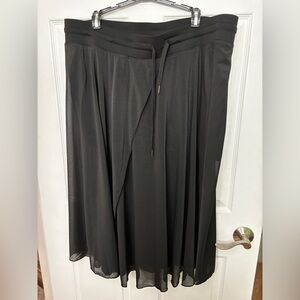 Halara Skirt w/ Shorts (Built-In)